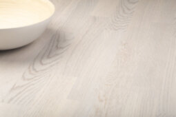 OAK WHITE